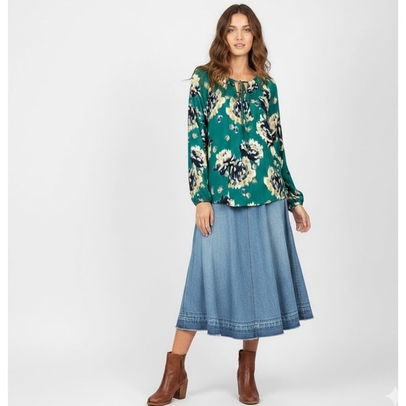 Simply Vera Vera Wang Tops - Simply Vera Vera Wang Women's Shirt Teal Floral Print Long Sleeve Cottage Size L